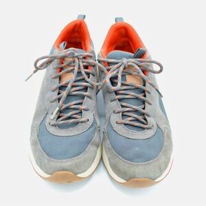 Columbia Pivot Waterproof Hiking Sneakers